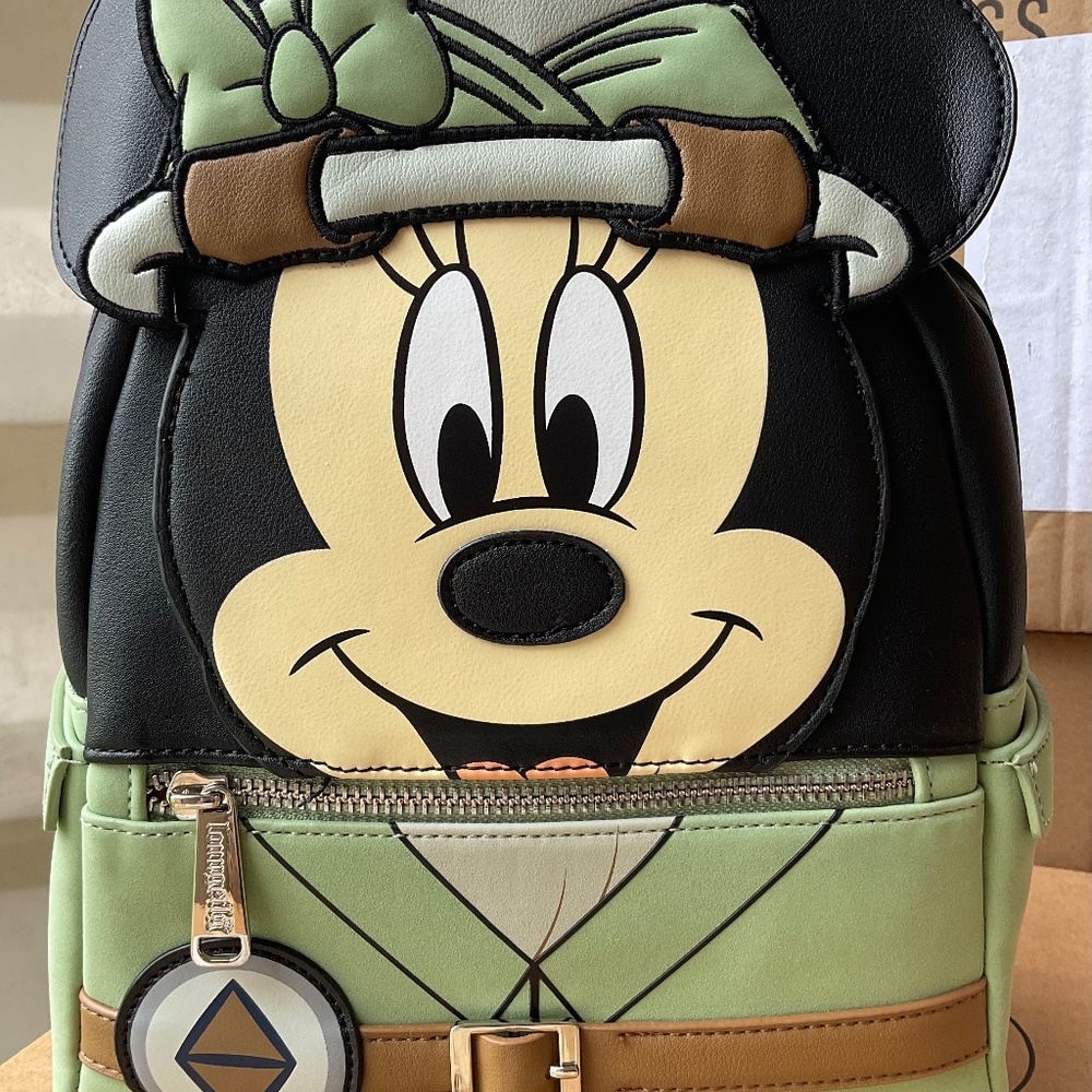 Disney parks Minnie Mouse loungefly
